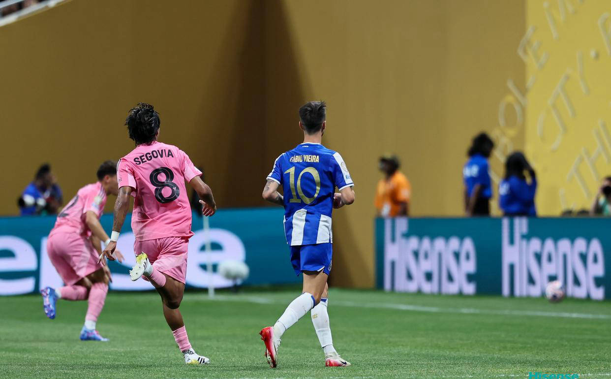 波尔图大胜战胜对手，豪取三分