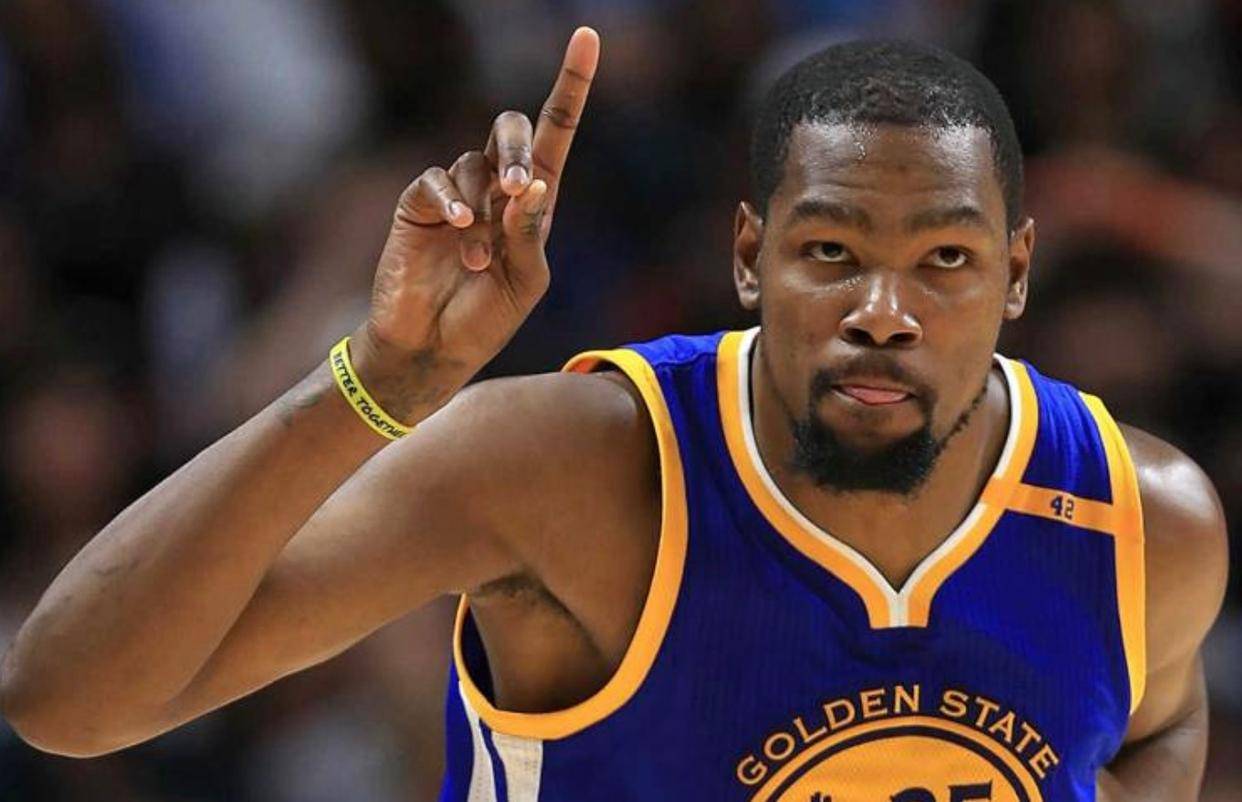 杜兰特赛事官方发布爆冷新规，老鹰争议不断！的简单介绍